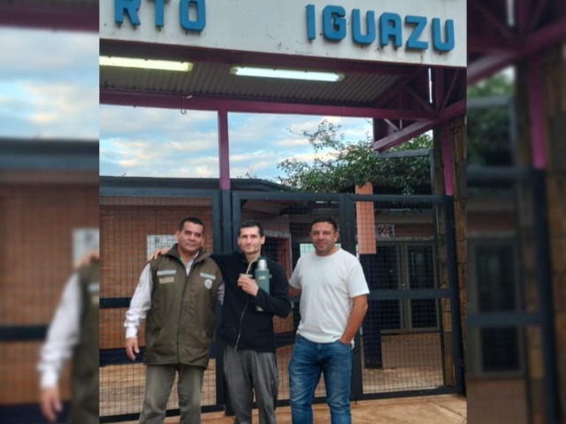 El olavarriense Miguel L�zaro ya est� en la ciudad